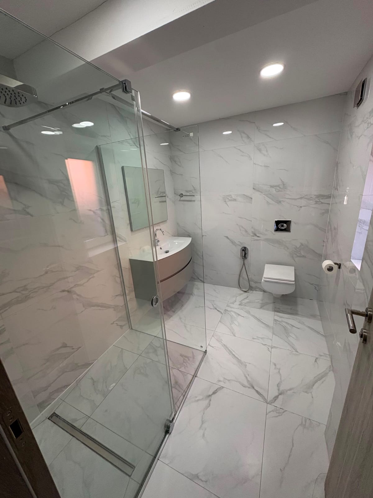 Deep cleaning a glass shower screen until it sparkles